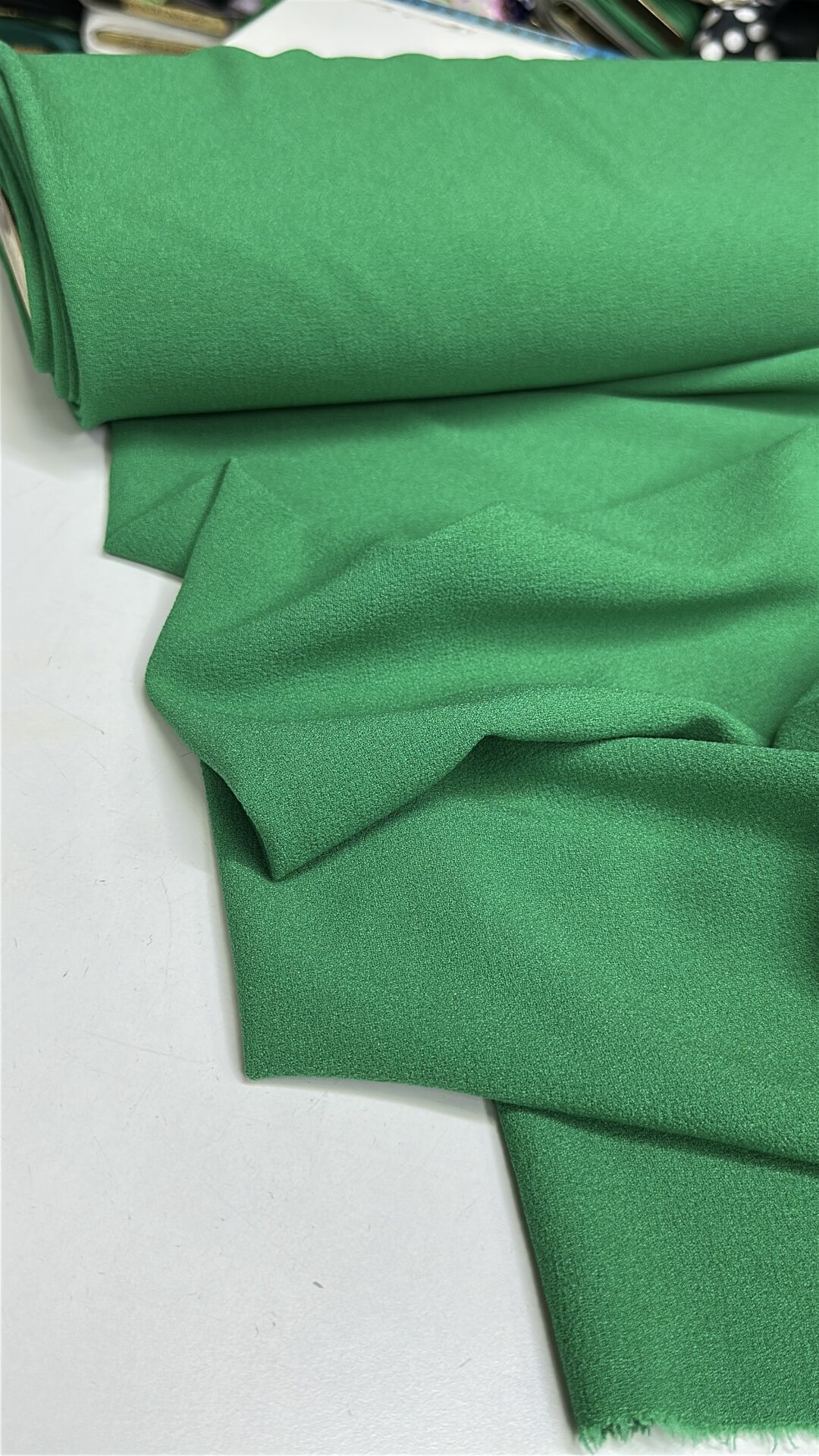 Yeşil Kumlu Krep Kumaş