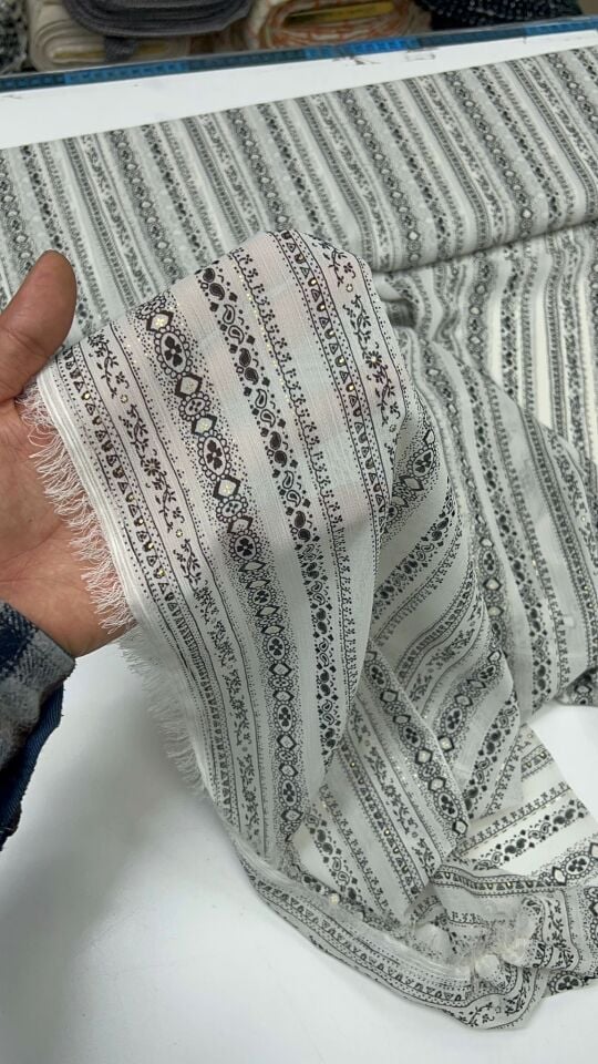 Desenli Şifon Kumaş