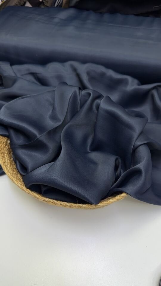 Pamuklu Lacivert Saten