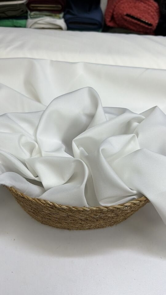 Beyaz Polyester Saten