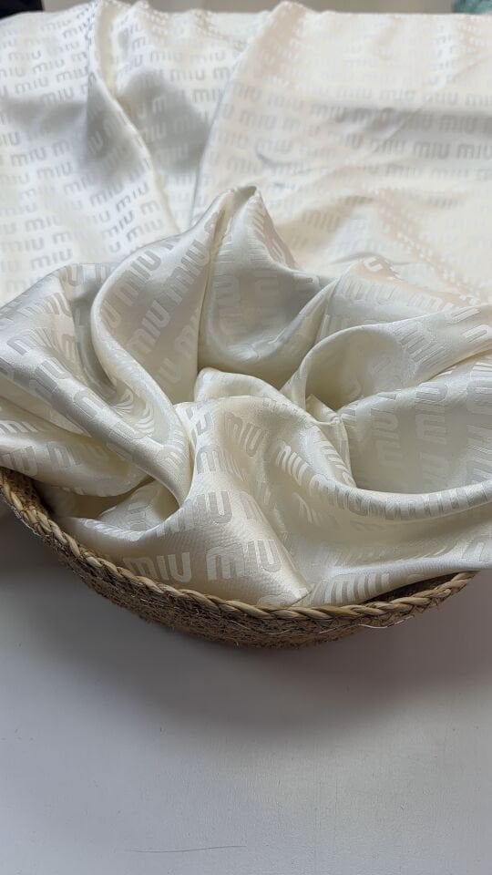 Pamuklu Mıu Desenli Saten